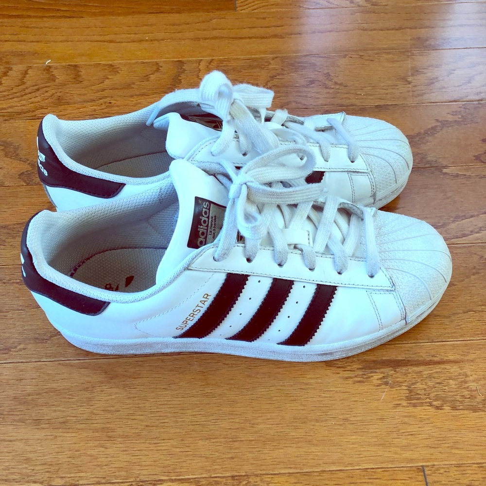 Adidas Men’s Size 6.5 (Women’s 8) Superstar